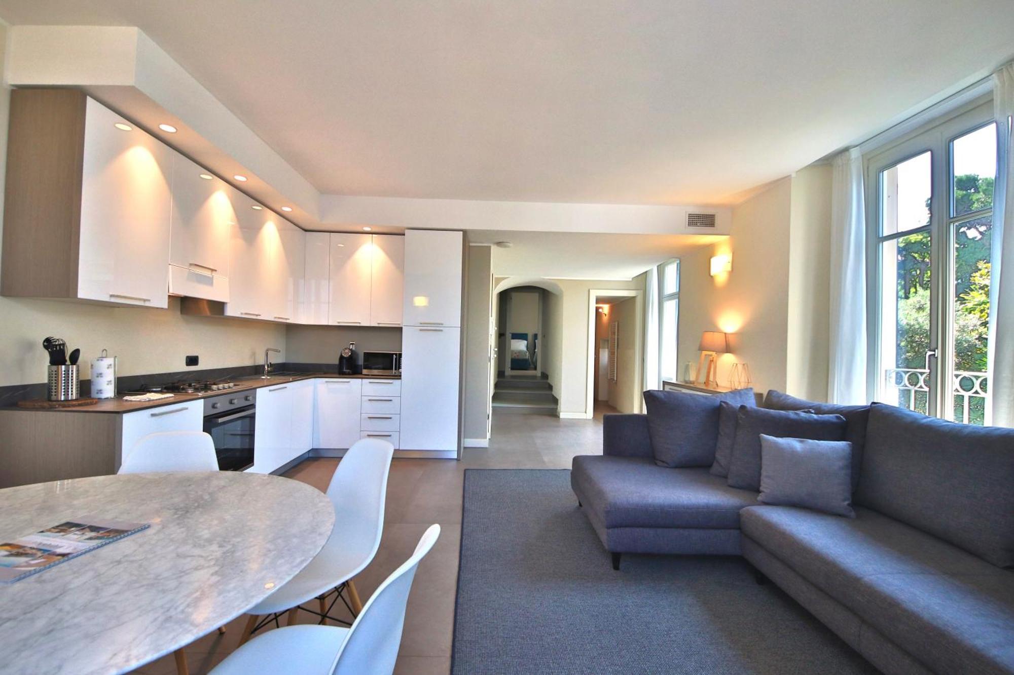 Appartement Liszt Tower By Klabhouse à Bellagio Extérieur photo